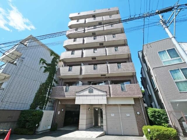 ロイヤルパレス四ツ谷の外観