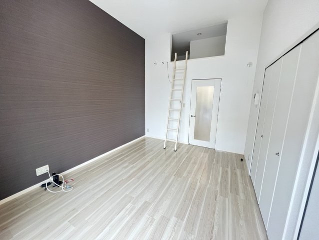 ミニョン　シレーヌ　222の居間・リビング|※現在入居中の為別のお部屋の写真です