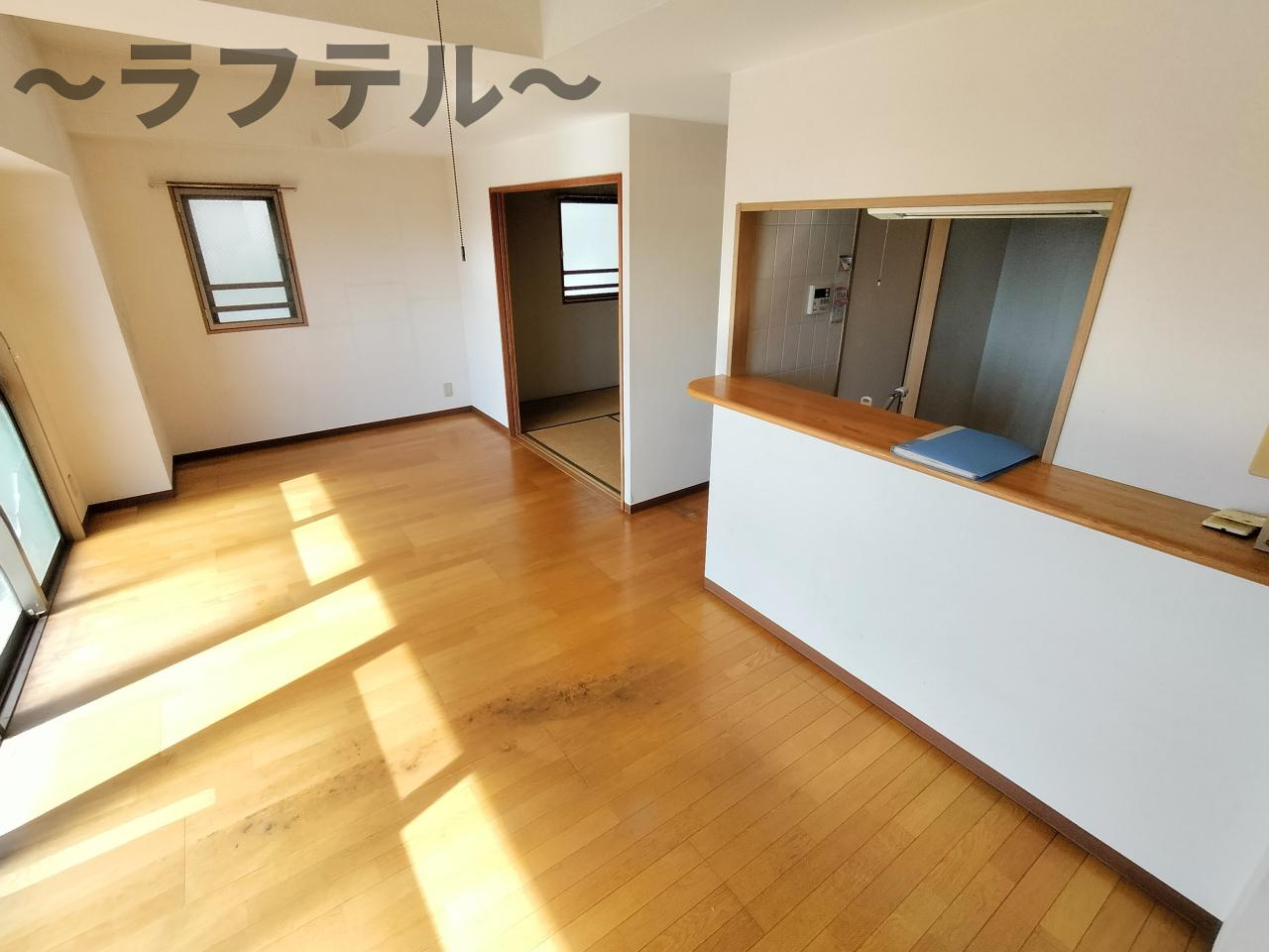 シャンゼール所沢の居間・リビング|別部屋イメージ写真