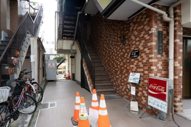 マンション神楽坂のエントランス|落ち着いたエントランスです
