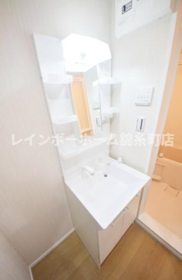Vista稲毛の独立洗面台
