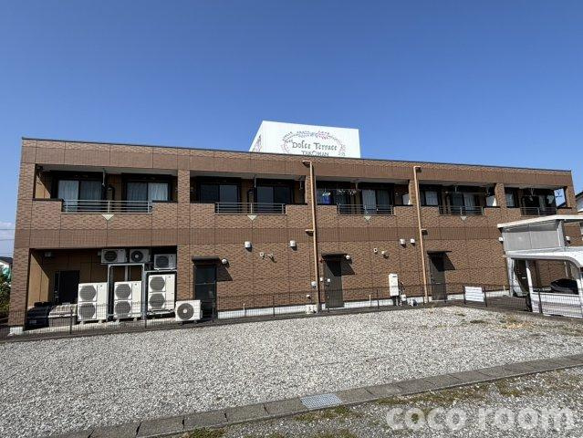 イソラ・ブルの玄関
