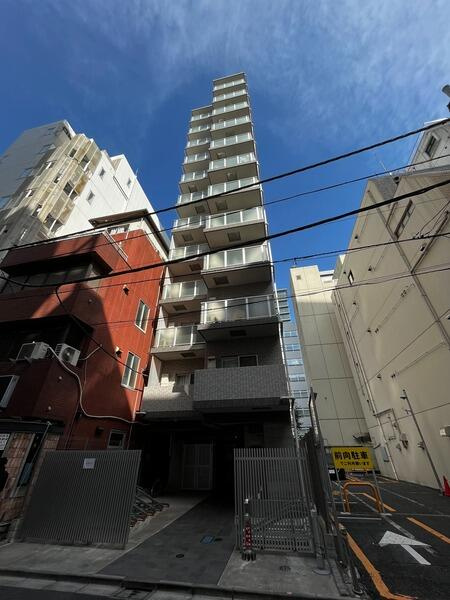 オーキッドレジデンス神田錦町の外観
