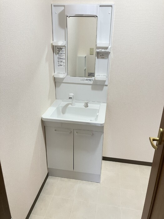 VIRAGE TAKASUの独立洗面台|洗面所