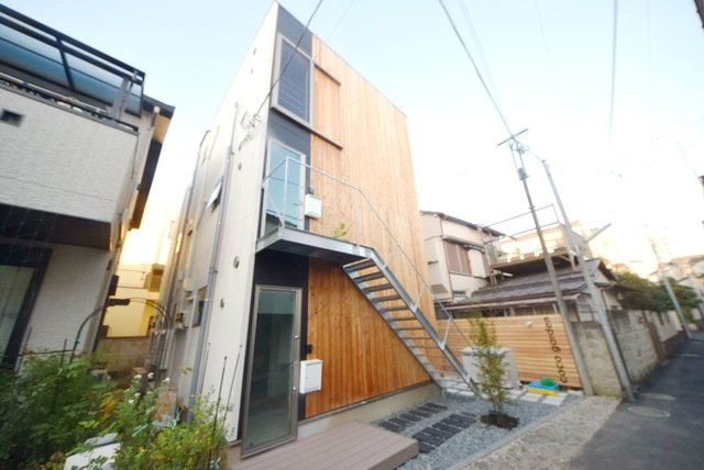 ココガーデン北千住の外観
