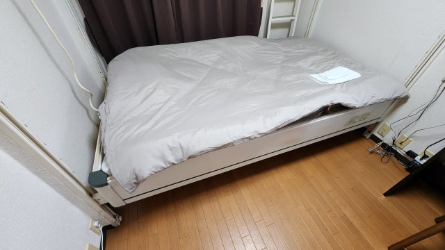 マリオン高円寺の設備|電動ベッド　※上下に移動可能