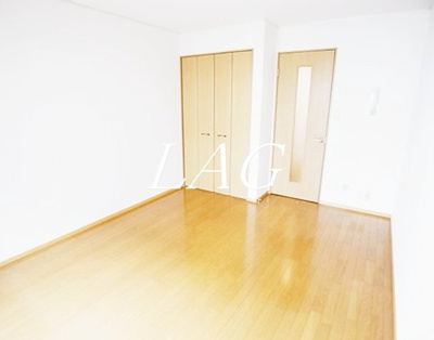 【居間・リビング】 | アーク麻生川  | 洋室のお部屋です。