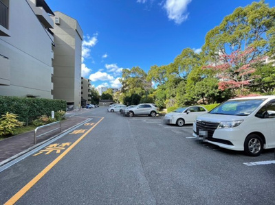 【駐車場】 | 千里中央パークヒルズ　J棟