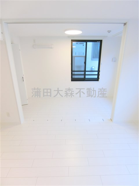 COCOCUBE大森西　東邦医大通りの居間・リビング