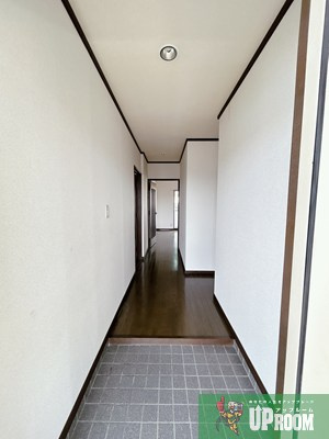 サングランデ元町の玄関