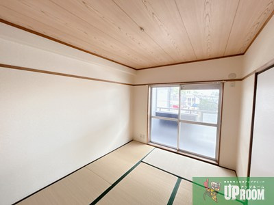 サングランデ元町の和室