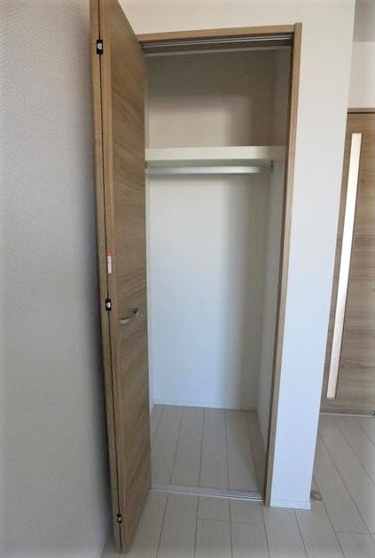 市川市北方３丁目のアパートの玄関