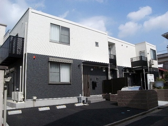 レオネクストカナロアの外観