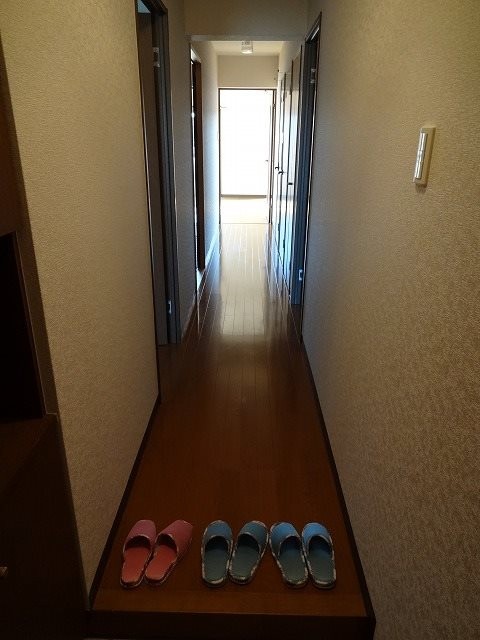 グランデ の玄関
