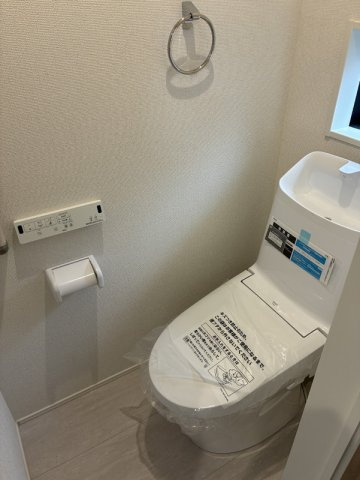 鶴ヶ島市鶴ヶ丘戸建のトイレ