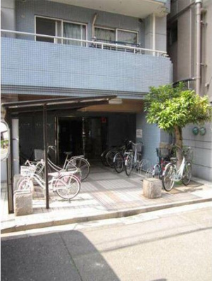 【エントランス】 | アートパレス