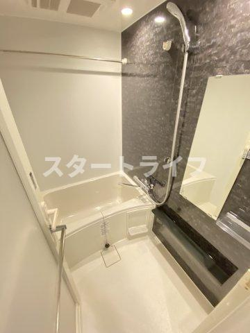 大阪市淀川区西中島７丁目の賃貸マンションの浴室