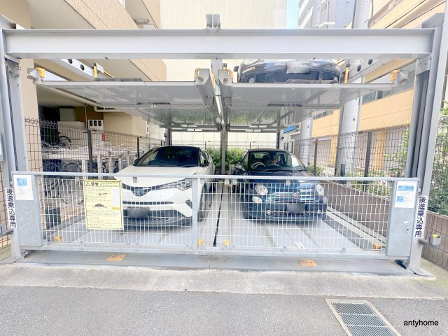 PHOENIX難波EAST　仲介手数料無料の駐車場