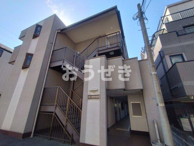 リバーサイドパレスの外観