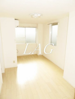 【居間・リビング】 | ＮＫダカリ東新町 | 洋室のお部屋です。