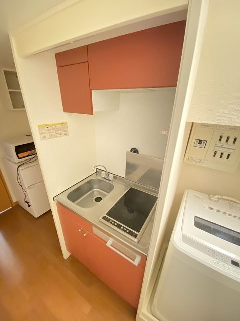尼崎市南塚口町３丁目のアパートのキッチン|お料理しやすいキッチンです
