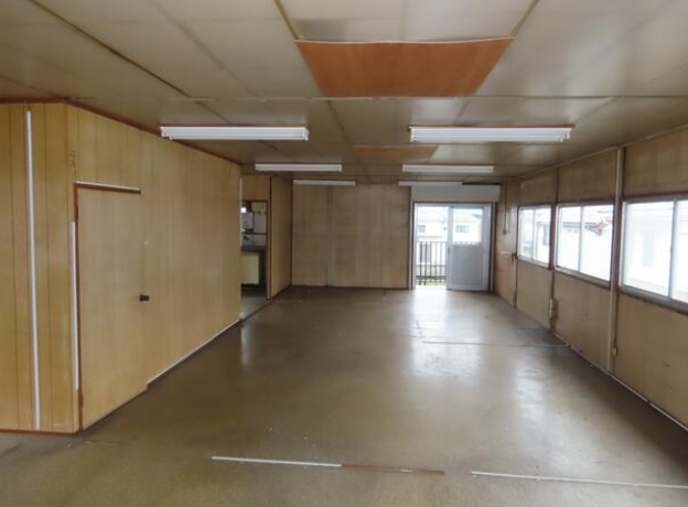 八王子市椚田町の倉庫