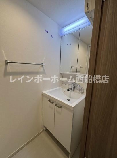 リブリ・船橋日大前の洗面所|別部屋参考写真