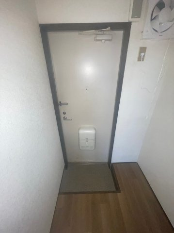 【玄関】