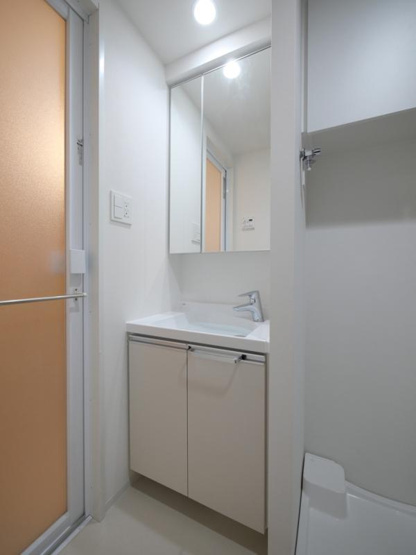 【洗面所】