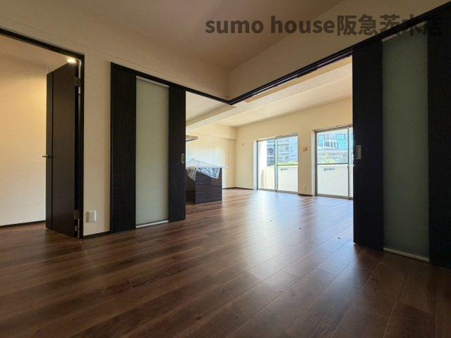 【寝室】 | ベルヴュー山手街