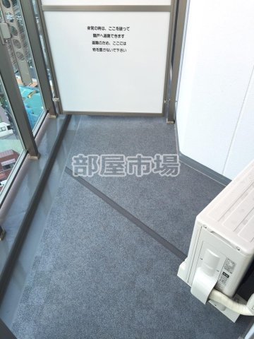 ライジングプレイス亀戸のバルコニー