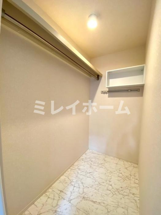 メゾン オリビエの収納|同建物内、別のお部屋の参考写真になります。