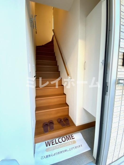 メゾン オリビエの玄関|同建物内、別のお部屋の参考写真になります。