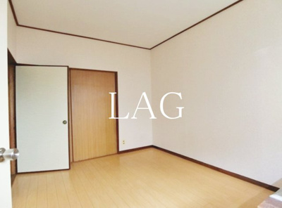 【居間・リビング】 | コーポ福島 | 洋室のお部屋です。