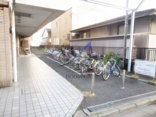 ウィスタリアガーデンのその他共用部分|駐輪場です。