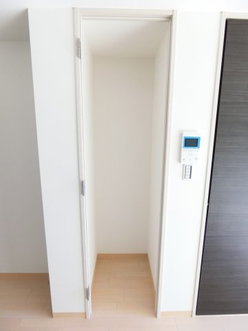 山崎マンション15の収納