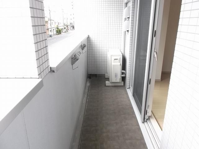 ダイナ大島のバルコニー