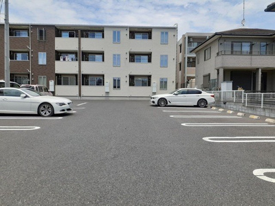 【駐車場】 | Ｇｒｉｎｄ　Ｈｉｌｌｓ