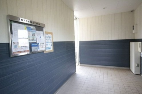 八千代市八千代台南３丁目の賃貸マンションのロビー