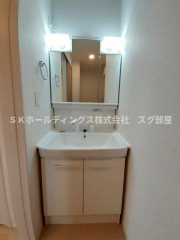 ホワイトストーク九日市の洗面所