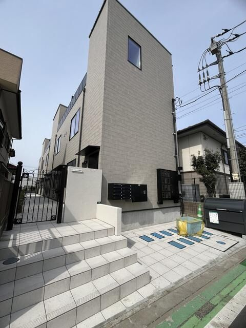 ベックアパートメント東川口の外観