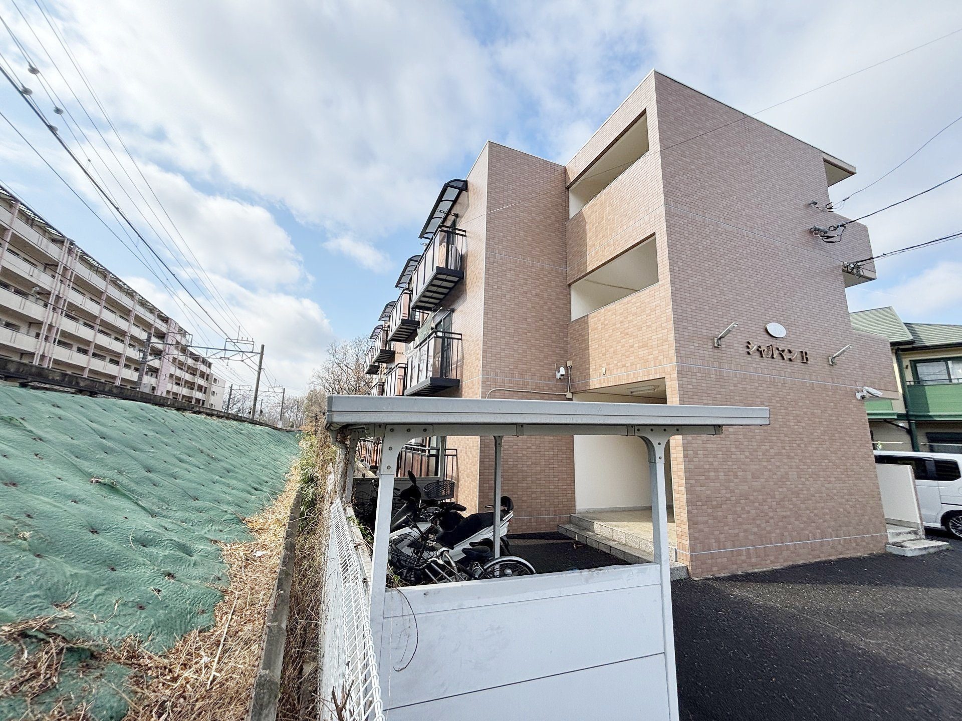 シャルマンＢの外観