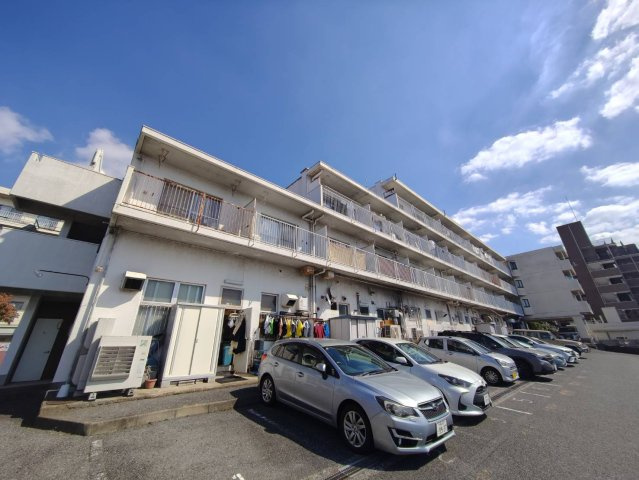 市ヶ尾内野ビルの外観