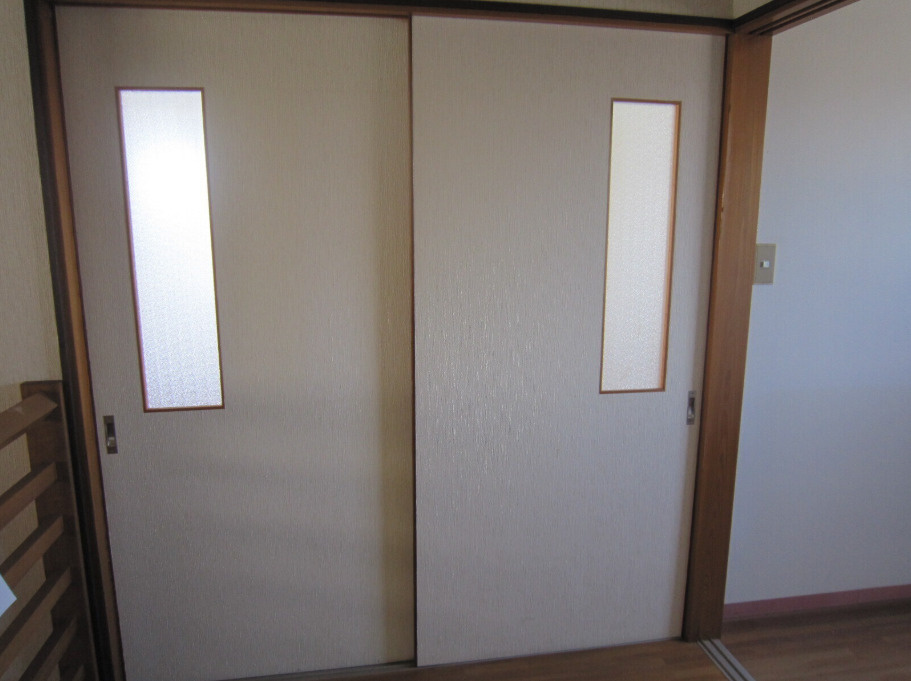 滝寺貸家の内装