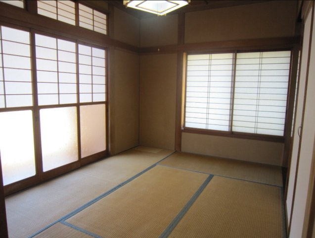 滝寺貸家の和室