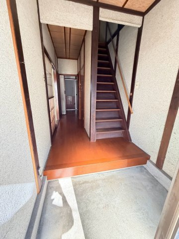 伊川谷町潤和戸建ての玄関