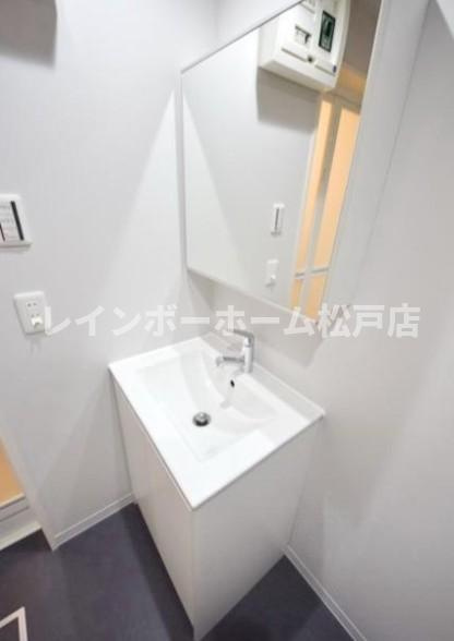 仲介手数料（賃料の1.10ヵ月）の50％OFF対象物件！の洗面所