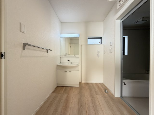 豊見城市伊良波　第3（全1棟）の独立洗面台|※同施工会社写真です 