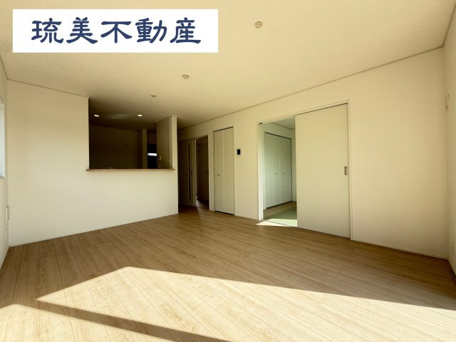 豊見城市伊良波　第3（全1棟）