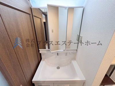 【独立洗面台】 | パルメーラ板宿 | 大型洗面器は、洗顔・洗髪はもちろん、つけ置き洗いなどにも便利です♪